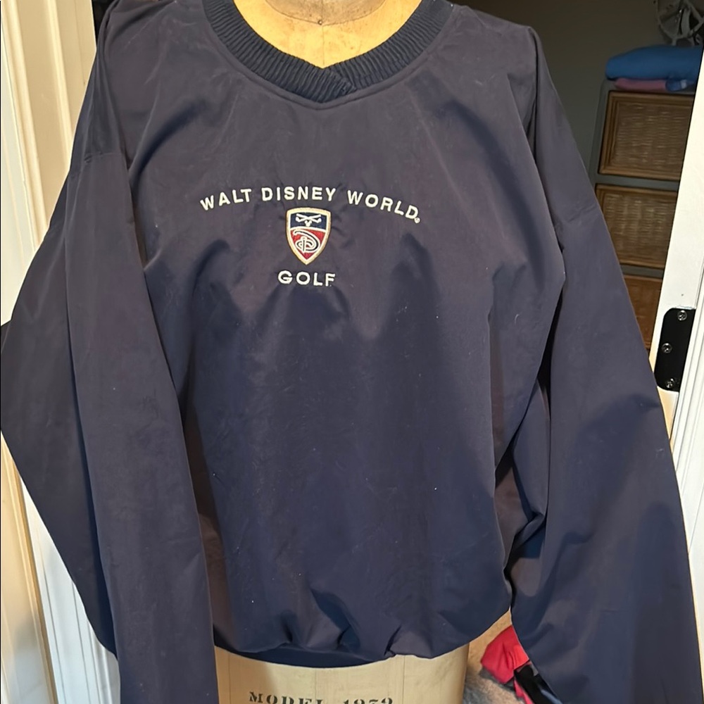 Walt Disney World Golf Wind and Water Resistent Pullover- L